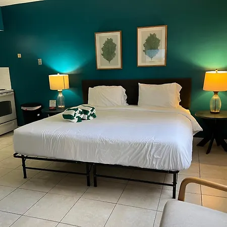 Dee Jay Beach Resort-3