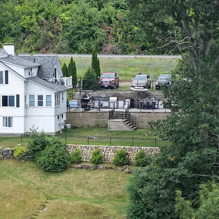 Belknap Point Inn-2