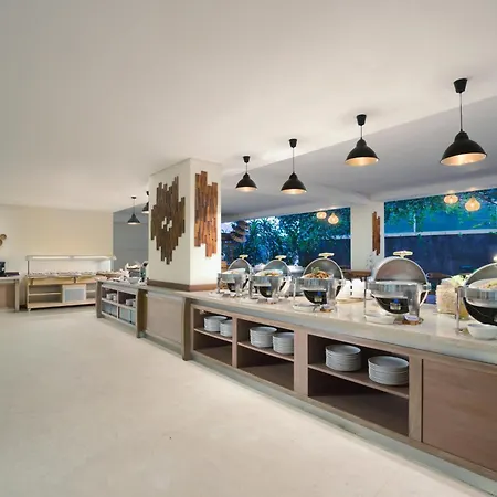 FOX Hotel Jimbaran Beach Bali-3