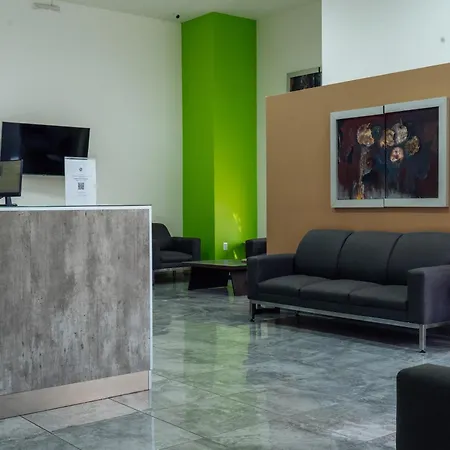 Sr Hotel-2