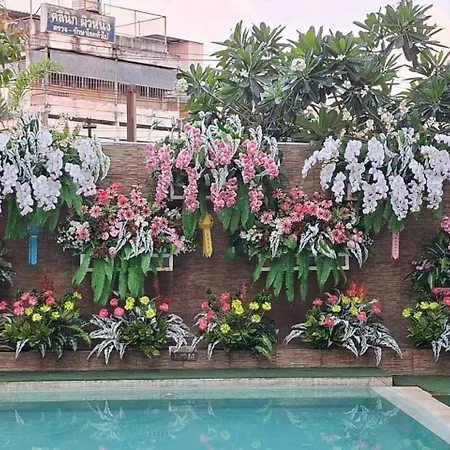 White Boutique Hotel And Spa-2