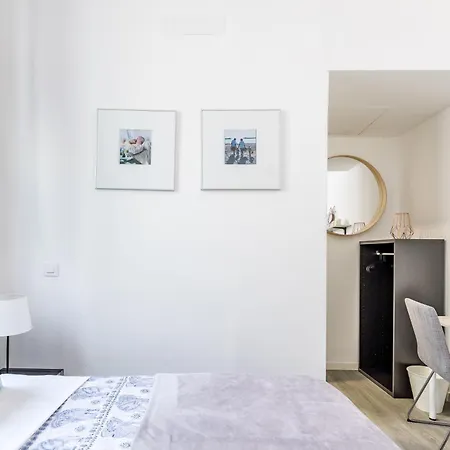 Ayz Juan De Mena - Auto Check-In Property-3