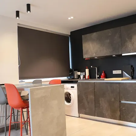The View-2