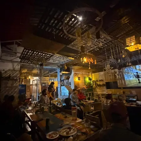 Himalayan Musaafir Guest House & Restaurant-3