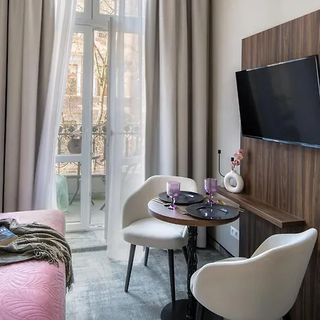 Dream Boutique Aparthotel-3