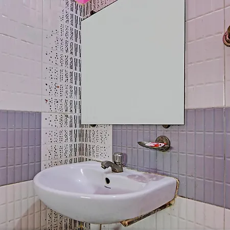 Hotel O By Oyo Red Rose Near Noapara Metro Station-2