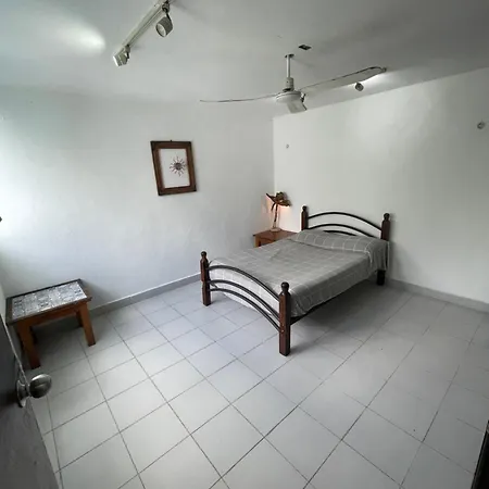 Mi Refugio Dive House-2