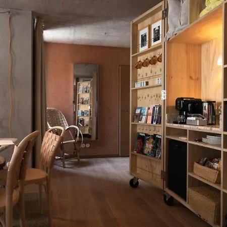 Mob House-2