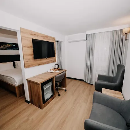 Business Life Hotel Bakirköy-2
