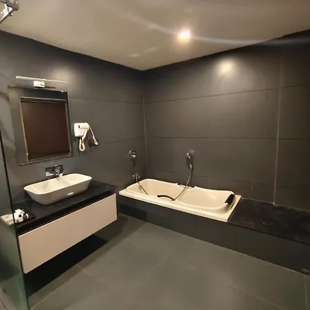 Hotel Sky Paradise-3