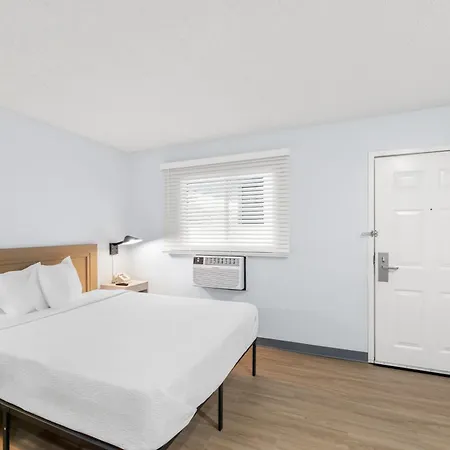 Birch Hill Suites Jackson-3
