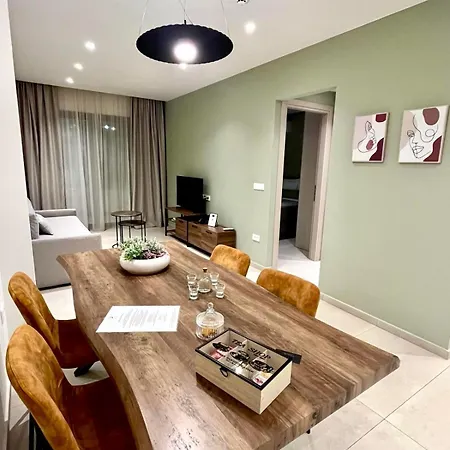 Celine Luxury Apartments & Suites-3