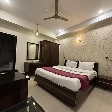 Hotel Queens Tower-2