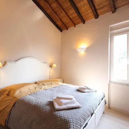 Ricky Rooms-3