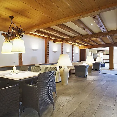 Hotel Edelweiss-3