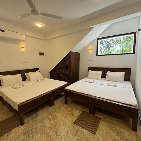 Ayubowan Homestay Katunayake-2