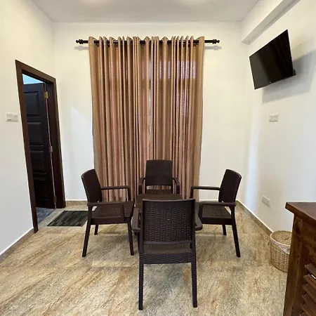 Ayubowan Homestay Katunayake-2