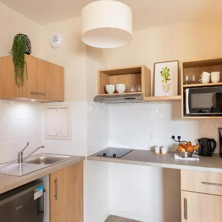 Zenao Appart'Hotels Montreuil-3