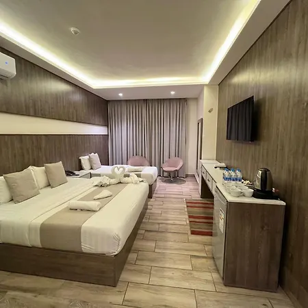 Sky Hotel-3