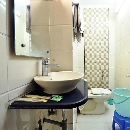 Hotel Shiva Continental Just Near New Delhi Railway Station-3