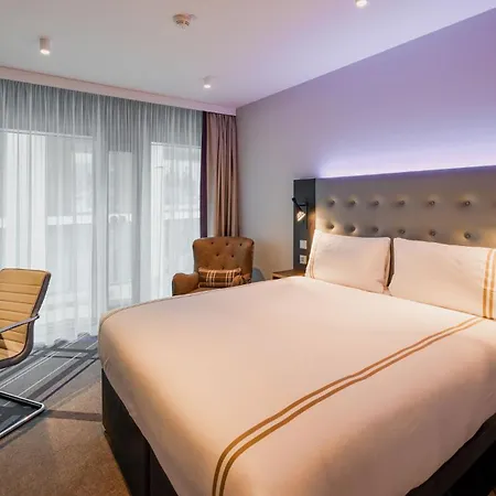 Premier Inn Stuttgart City Europaviertel-3