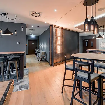 Premier Inn Stuttgart City Europaviertel-2