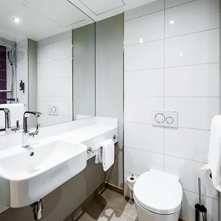 Premier Inn Stuttgart City Europaviertel-2
