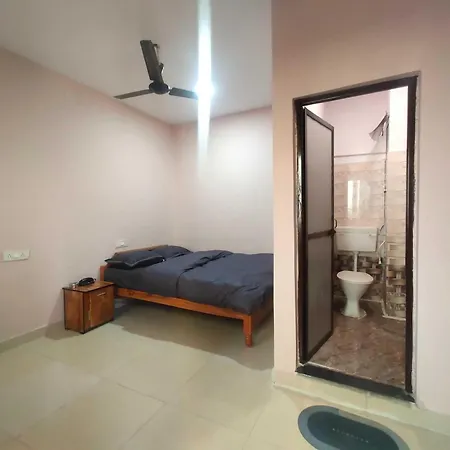 Hotel O Samrat Inn-2