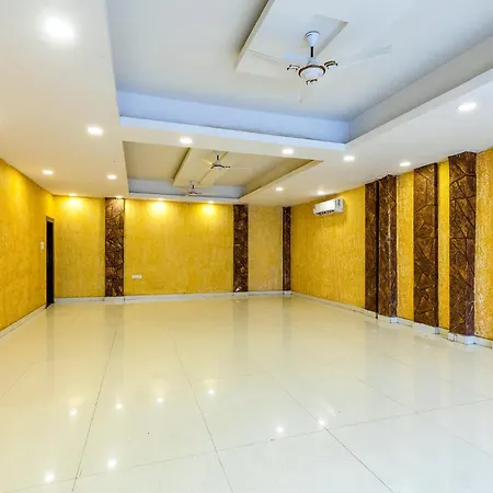 Fabhotel Ocean Pearl-3