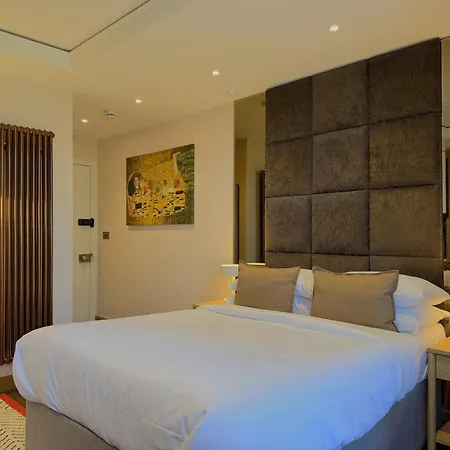 Melbury Rooms & Studios-3