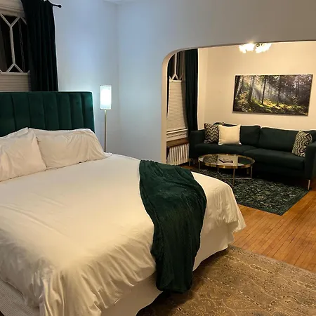 North Of Avon B&B Suites-3