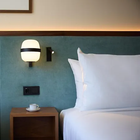 Duo Hotel Lisbon, Curio Collection By Hilton-2