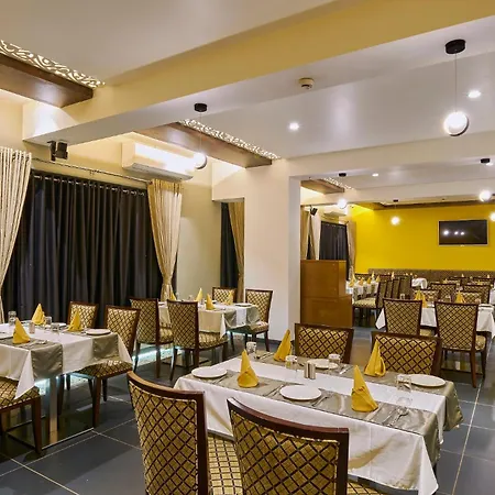 Hotel 3 Leaves Kolhapur-2