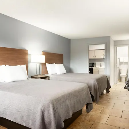 Home Inn & Suites-2