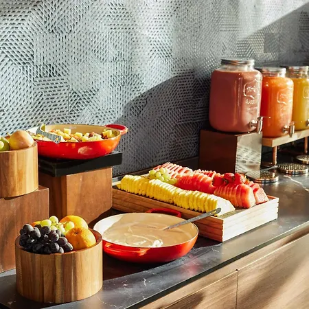 Tribe Terminal 2 Manchester Airport By Accor-2