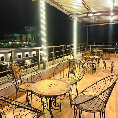 Hotel Dev Vilas 600 Metres From Taj Mahal-2