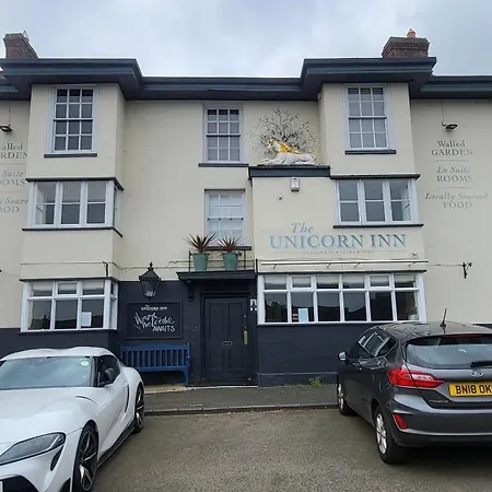 Unicorn Inn-3