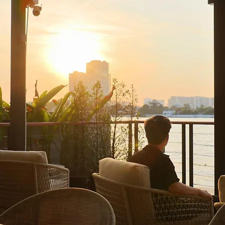 Tara Bangkok Riverside Formerly Glow Bangkok Riverside-2