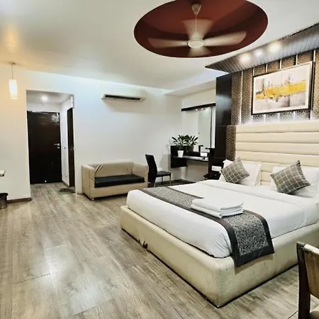 Hotel Kadamb Inn-3