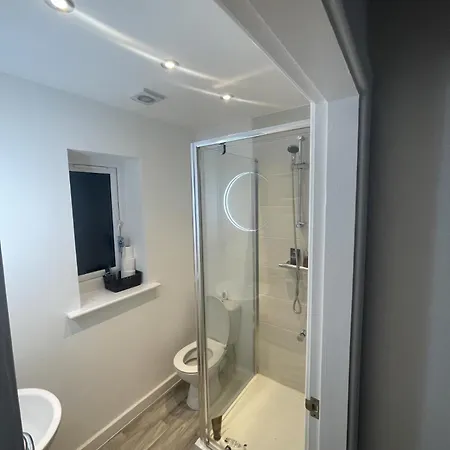 Blackburn House For Professionals-2