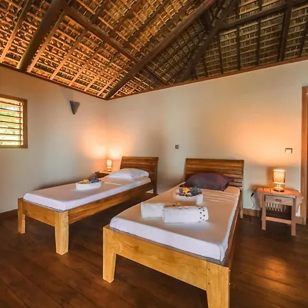 Manja Kely Lodge - Nosy Komba Island-3