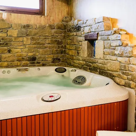 Hotel Boutique Barosse Jaca (Adults Only)-3