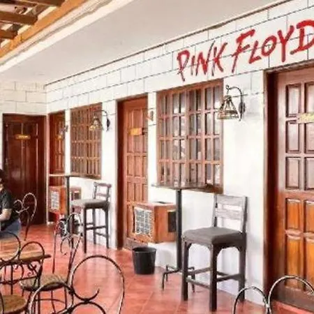 Harleys Pub And Hotel-2