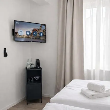 Boutique Hotel Celler Altstadt - 24h Check-in-3