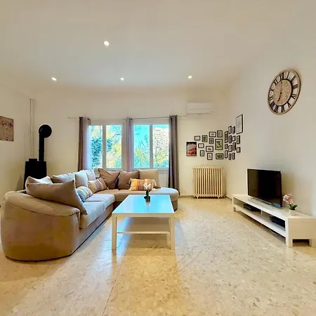 La Nîmoise, Maison familiale avec jardin-3