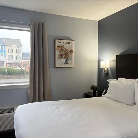 Mainstay Inn-2