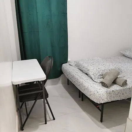 586 Hotel-2