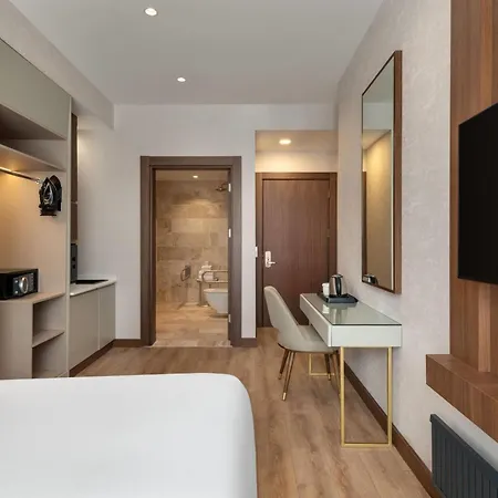Ramada Residences by Wyndham Istanbul Haramidere-3