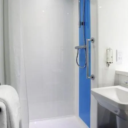 Travelodge Glasgow Airport-2