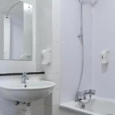 Travelodge Brighton Seafront-3